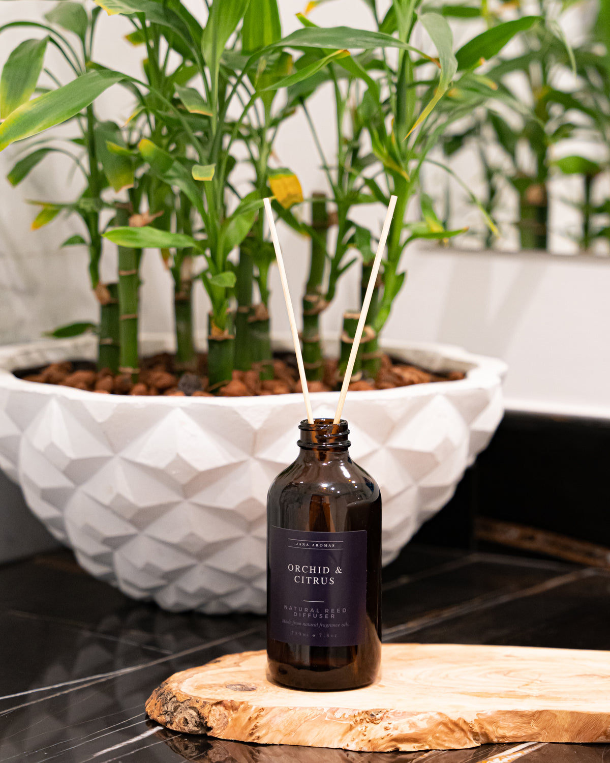 أشتري موزع عطور بالاعواد - تجربة عطرية لا مثيل لها